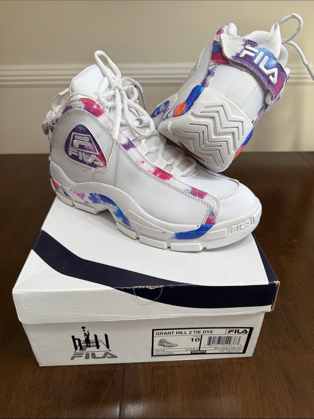 FILA Grant Hill 2 Tie Dye Women’s Size 10 White Multicolor w/ Box